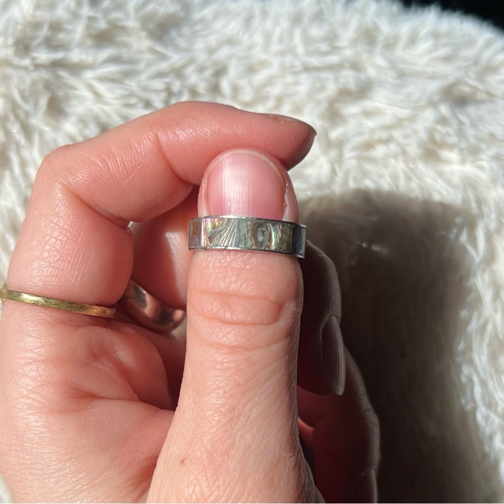 Abalone Shell Ring - Picture 8 of 9